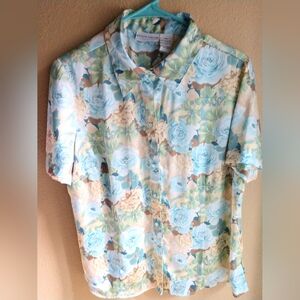 Pretty Vintage Jaclyn Smith Blue Floral Blouse Short Sleeve Size 16W, Chest 42"